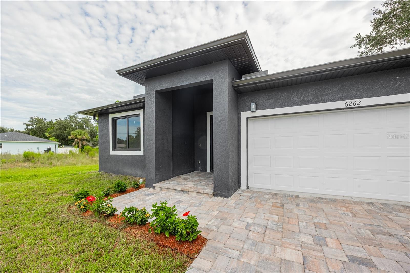 6262 SKYVIEW DR