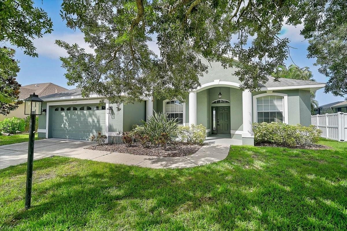 10647 OLD GROVE CIR
