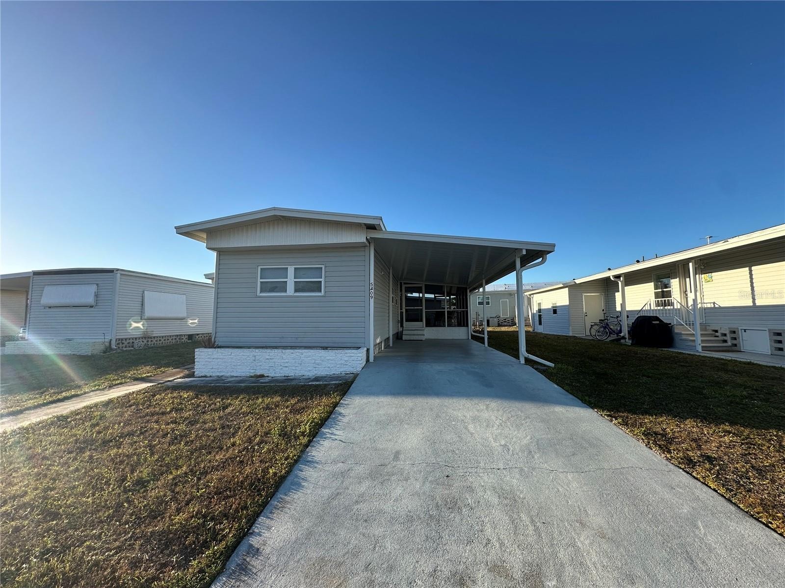 5409 HOLIDAY PARK BLVD