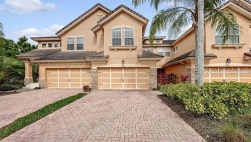 8128 VILLA GRANDE CT