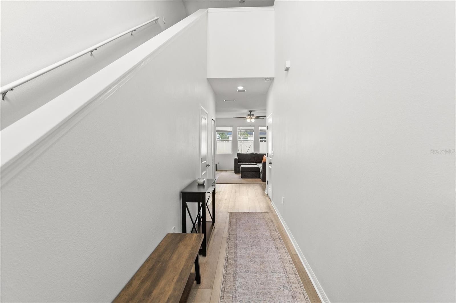 5718 LOS ROBLES CT