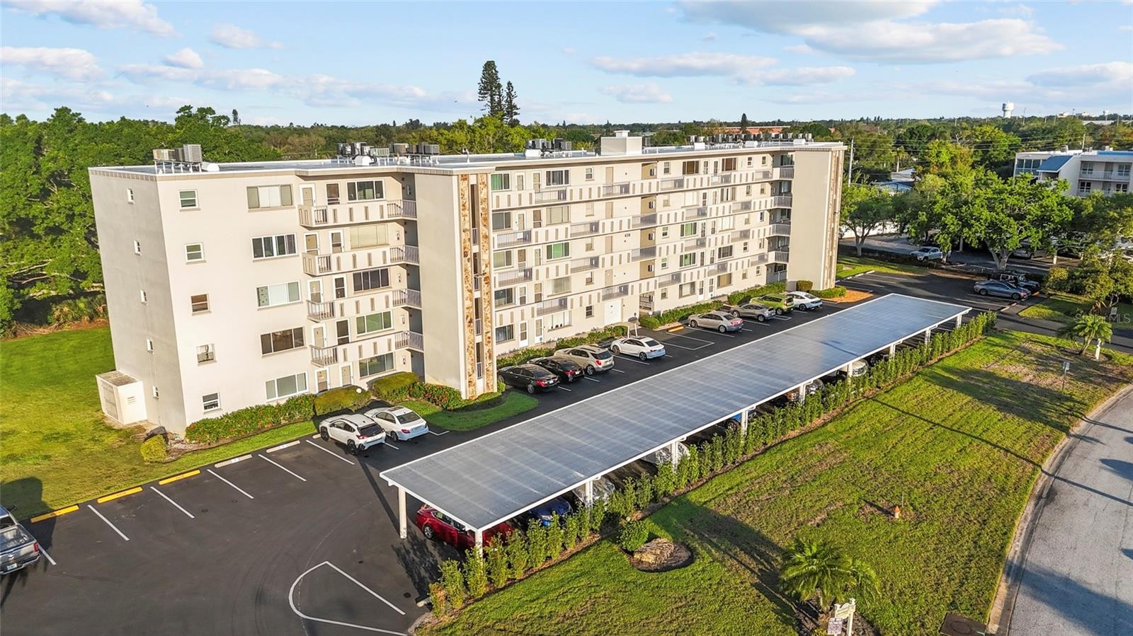 4210 IRONWOOD CIR #308J