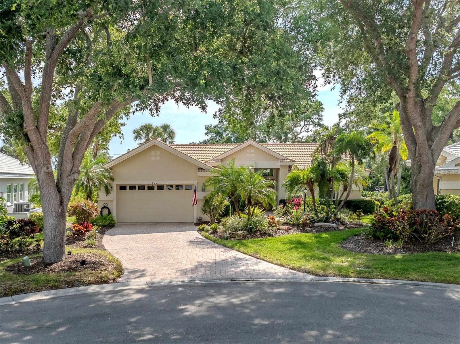 417 WELLINGTON CT