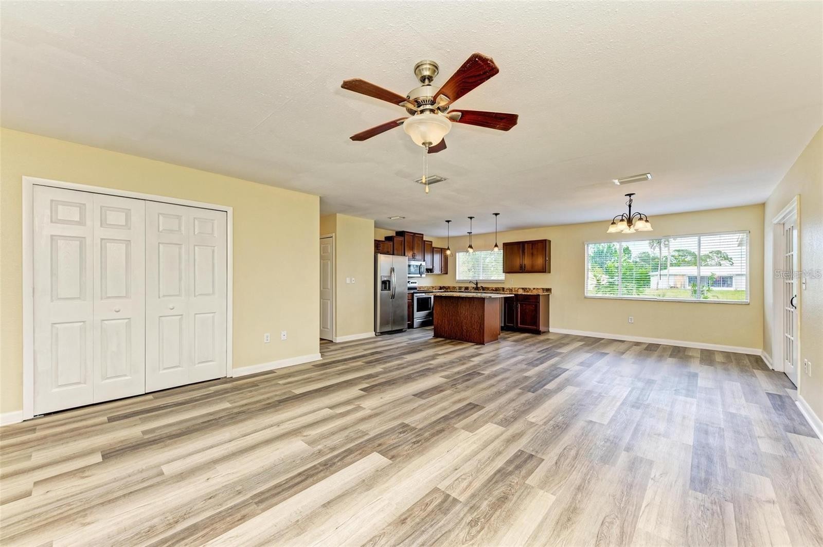 7120 ELYTON DR