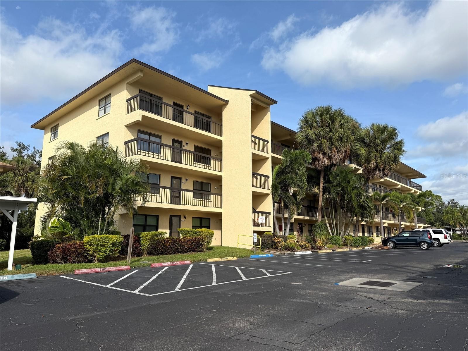 315 30TH AVE W #B212