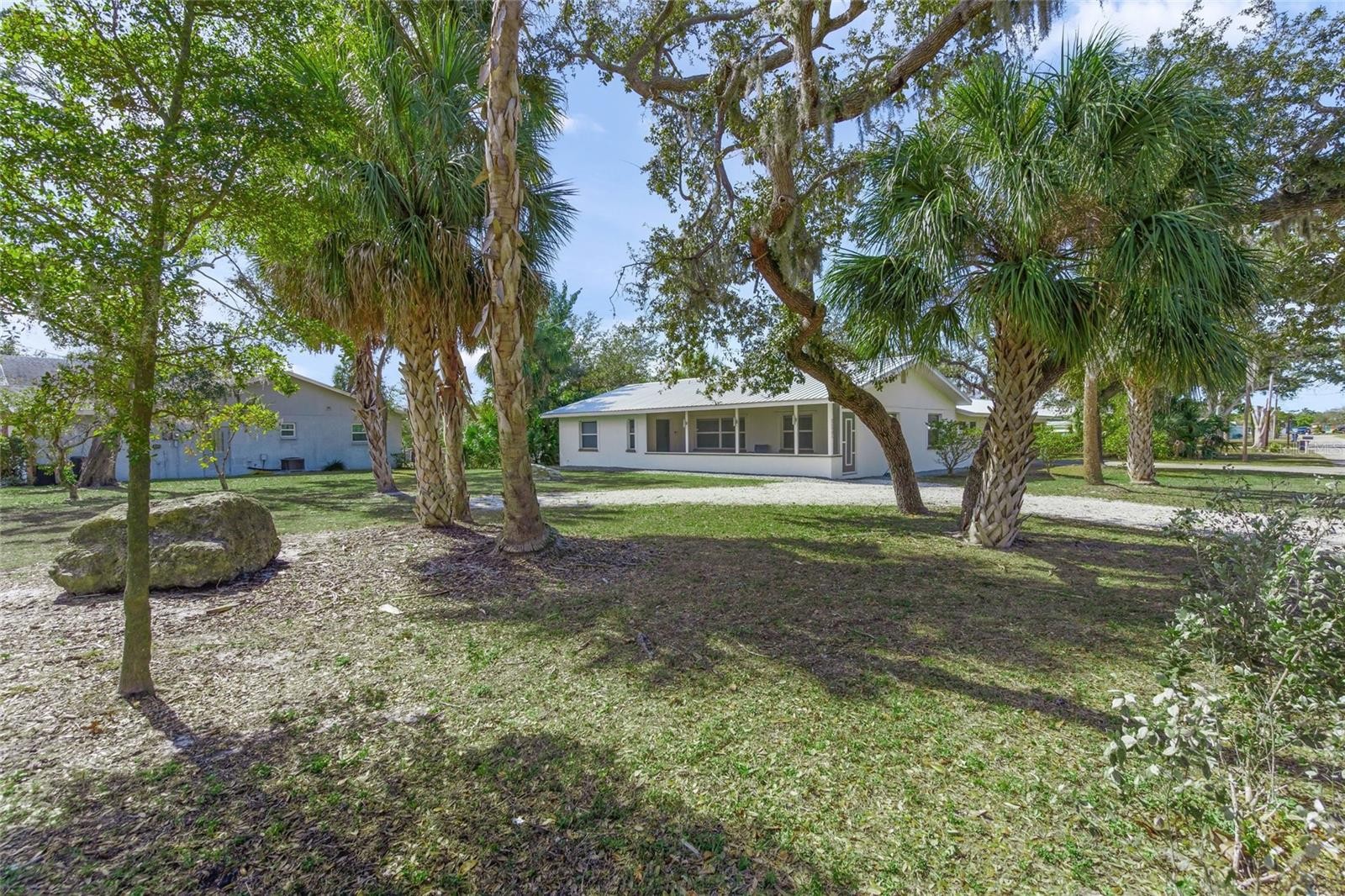 6520 QUONSET RD