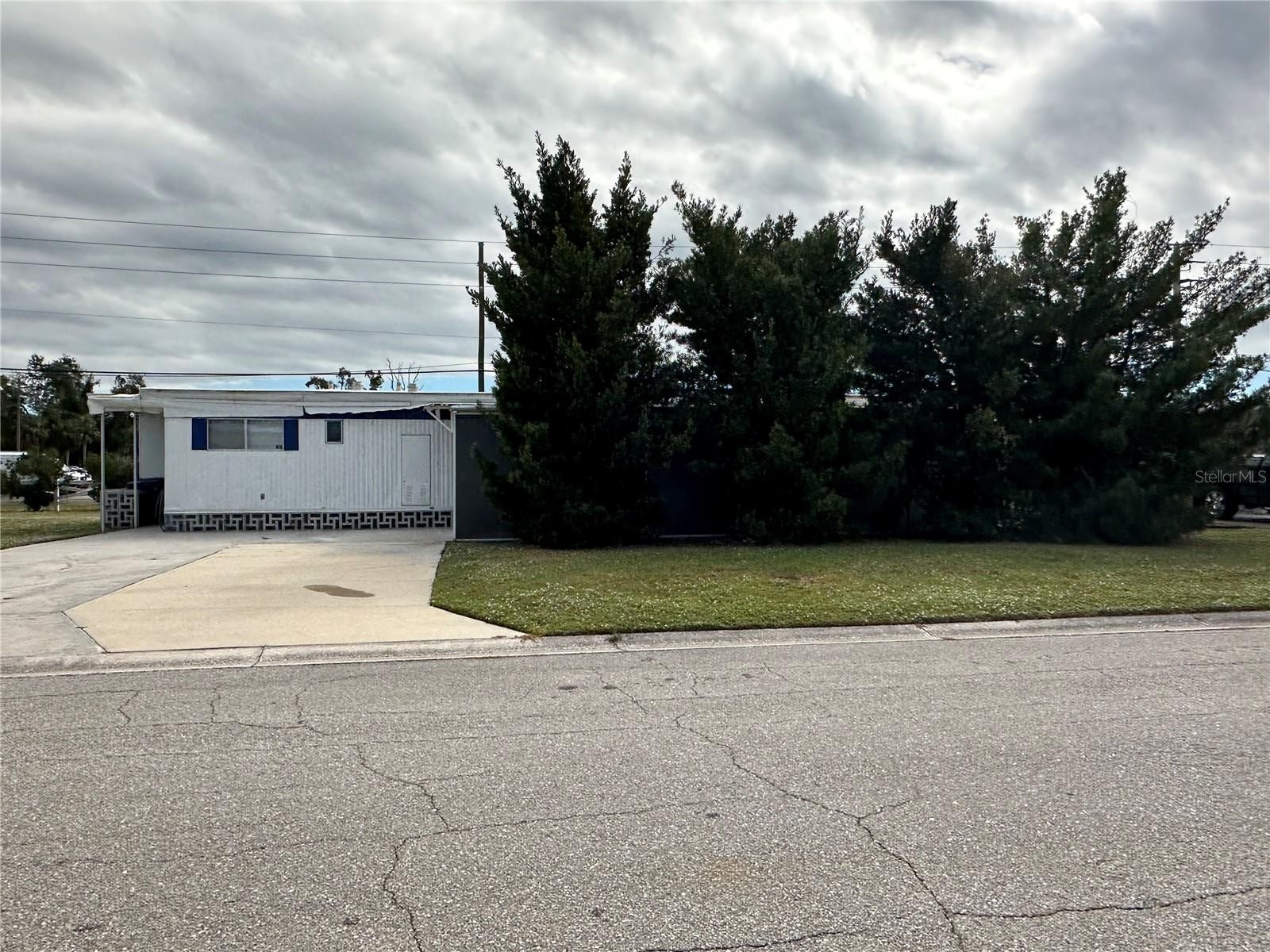 4509 10TH STREET CT E