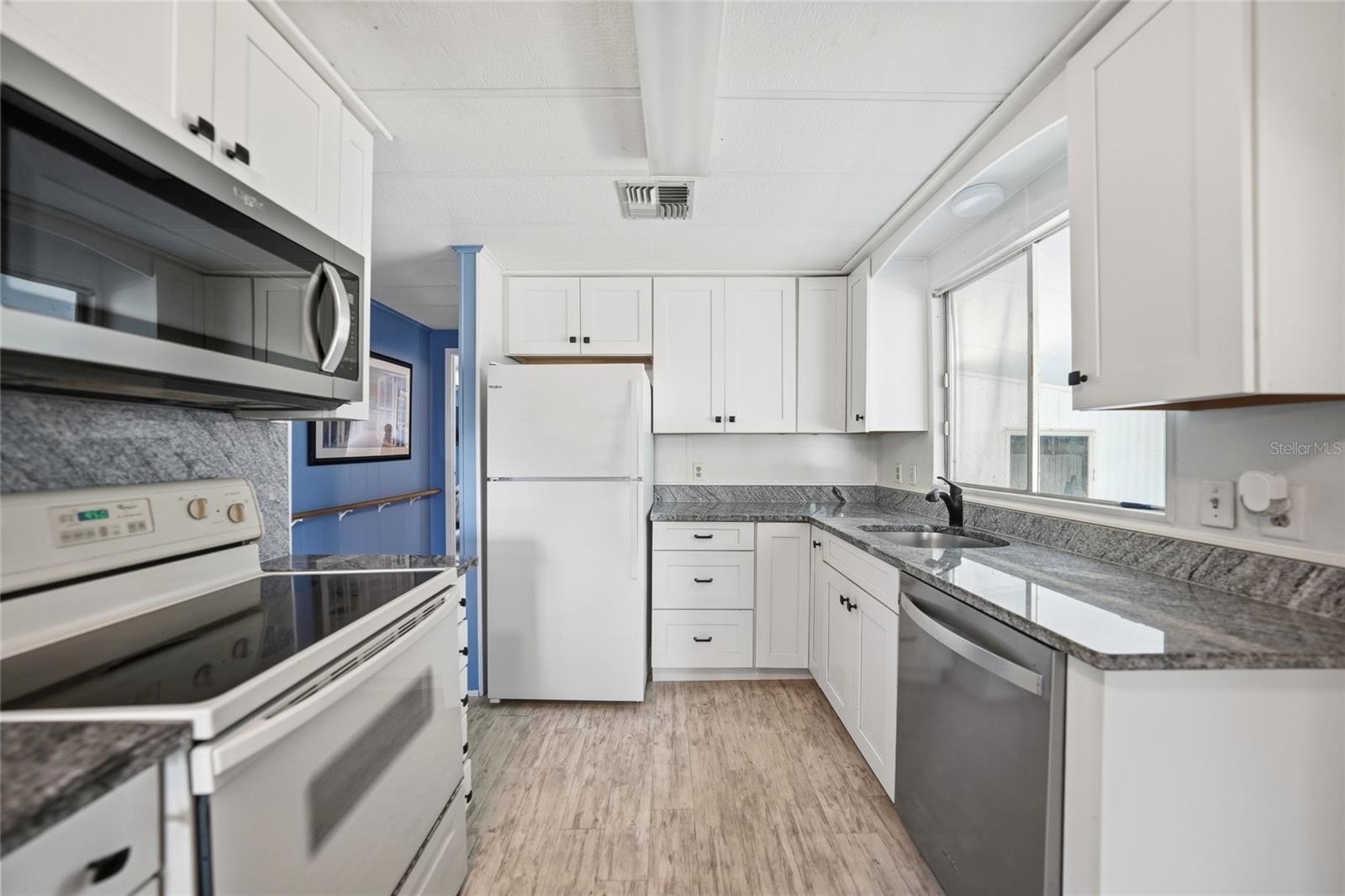 195 S FIJI CIR
