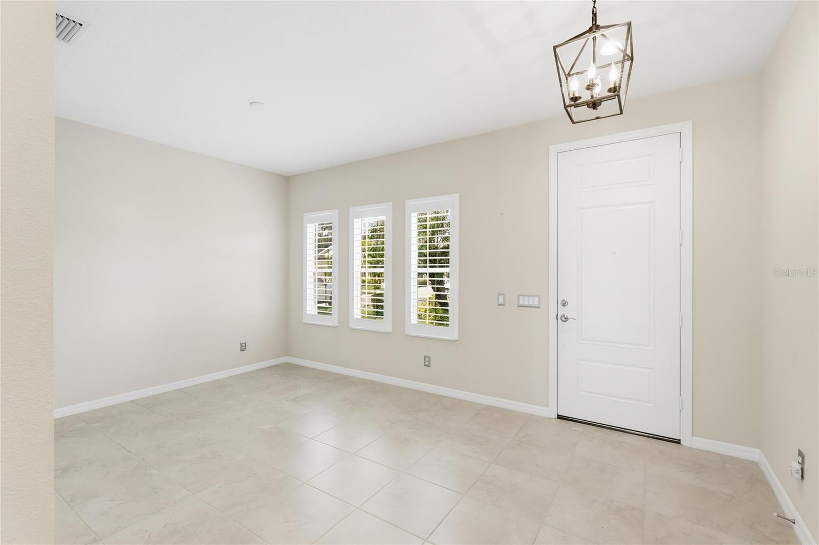 11021 BLUE MAGNOLIA LN