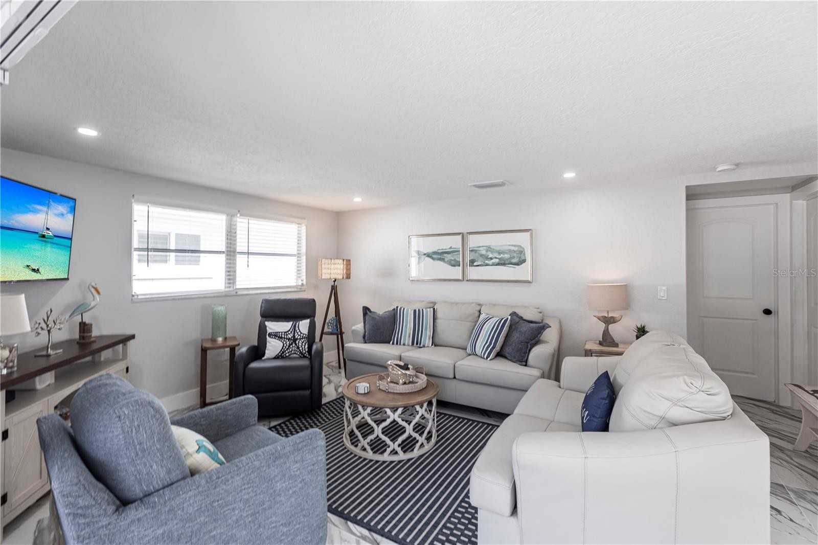 6154 MIDNIGHT PASS RD #C16