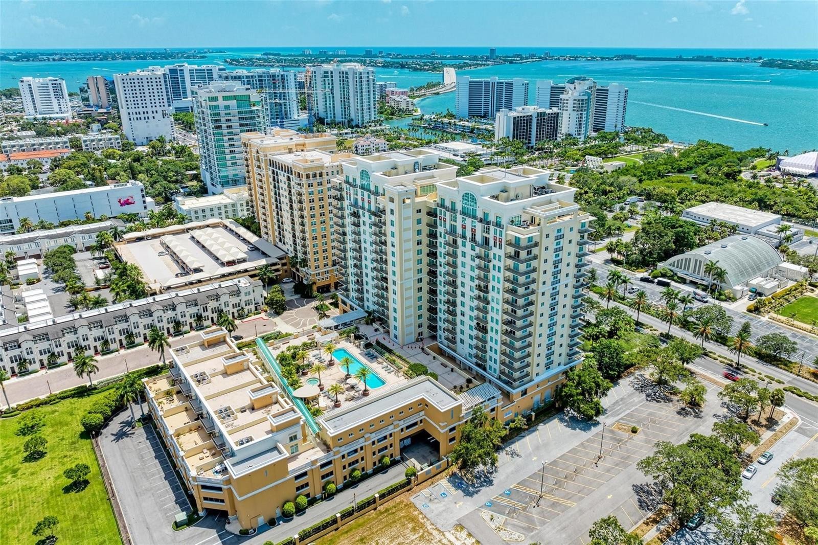 800 N TAMIAMI TRL #212
