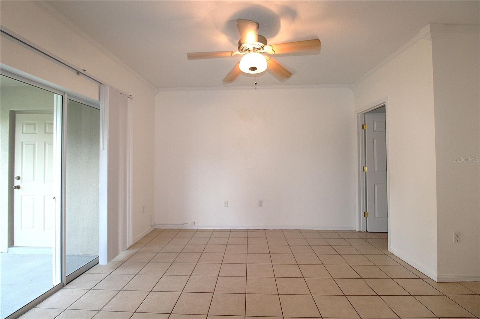 6209 FLAGFISH CT #102