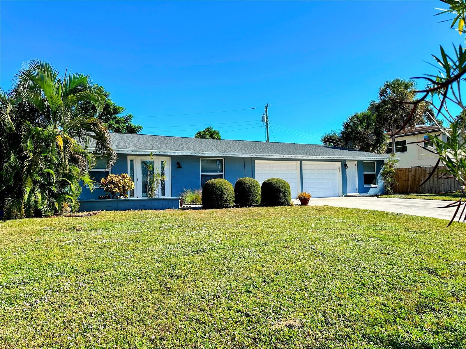 2131 MONTCLAIR DR #2131 & 2137