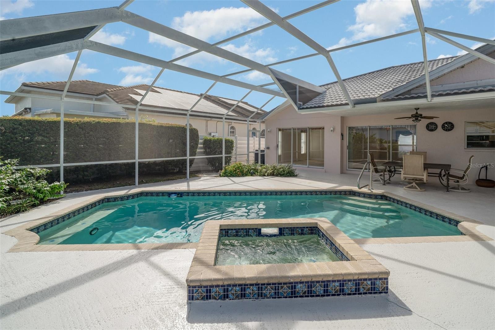 4817 61ST AVENUE DR W