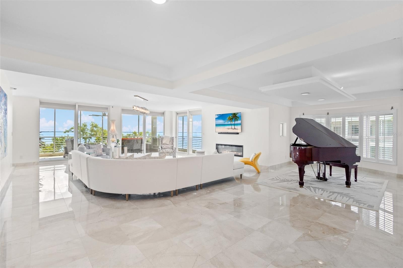 2450 HARBOURSIDE DR #244