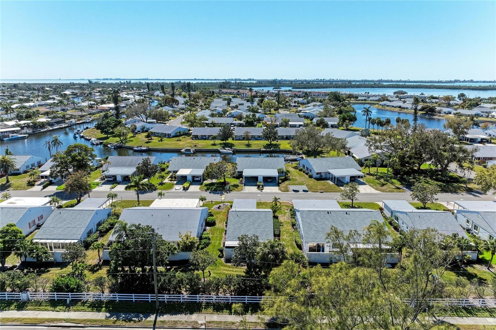 9417 KINGSTON DR #9417