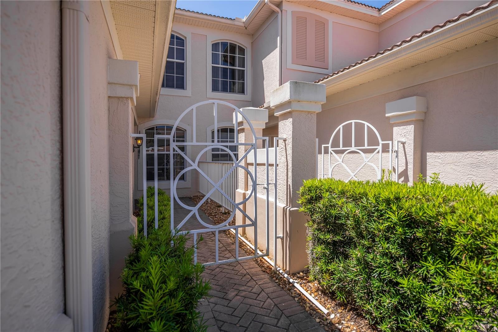 4497 STREAMSIDE CT #1807