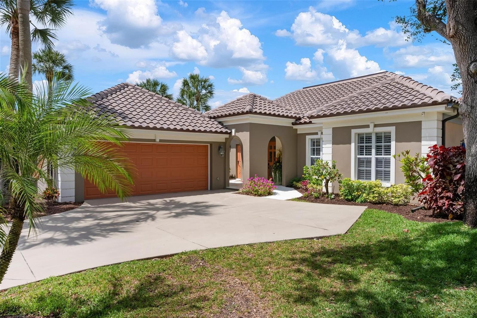 57 CAYMAN ISLES BLVD