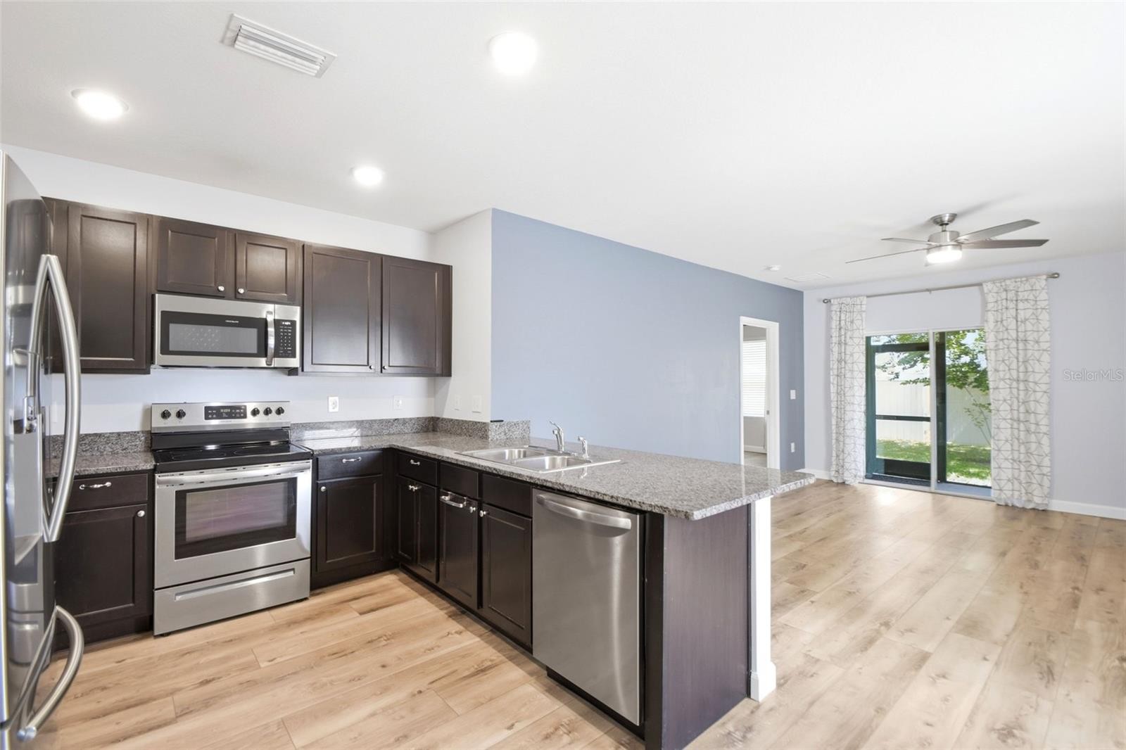 5924 BRIAR ROSE WAY
