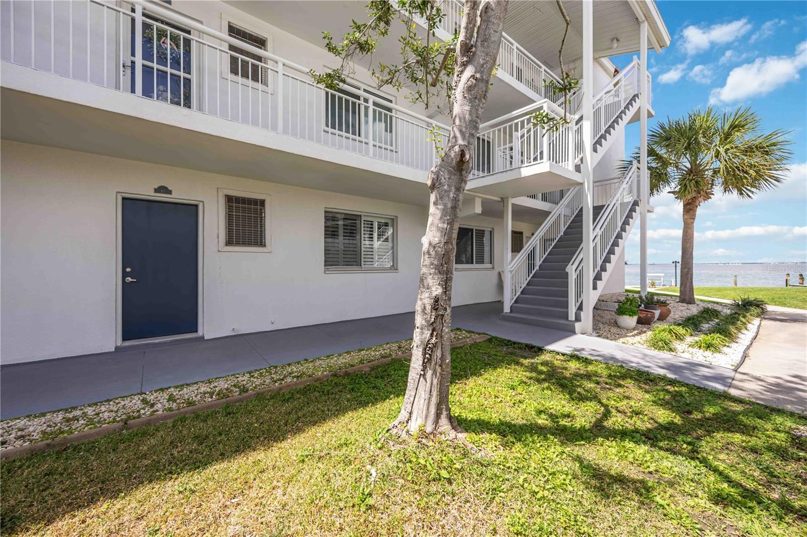 769 JOHN RINGLING BLVD #2