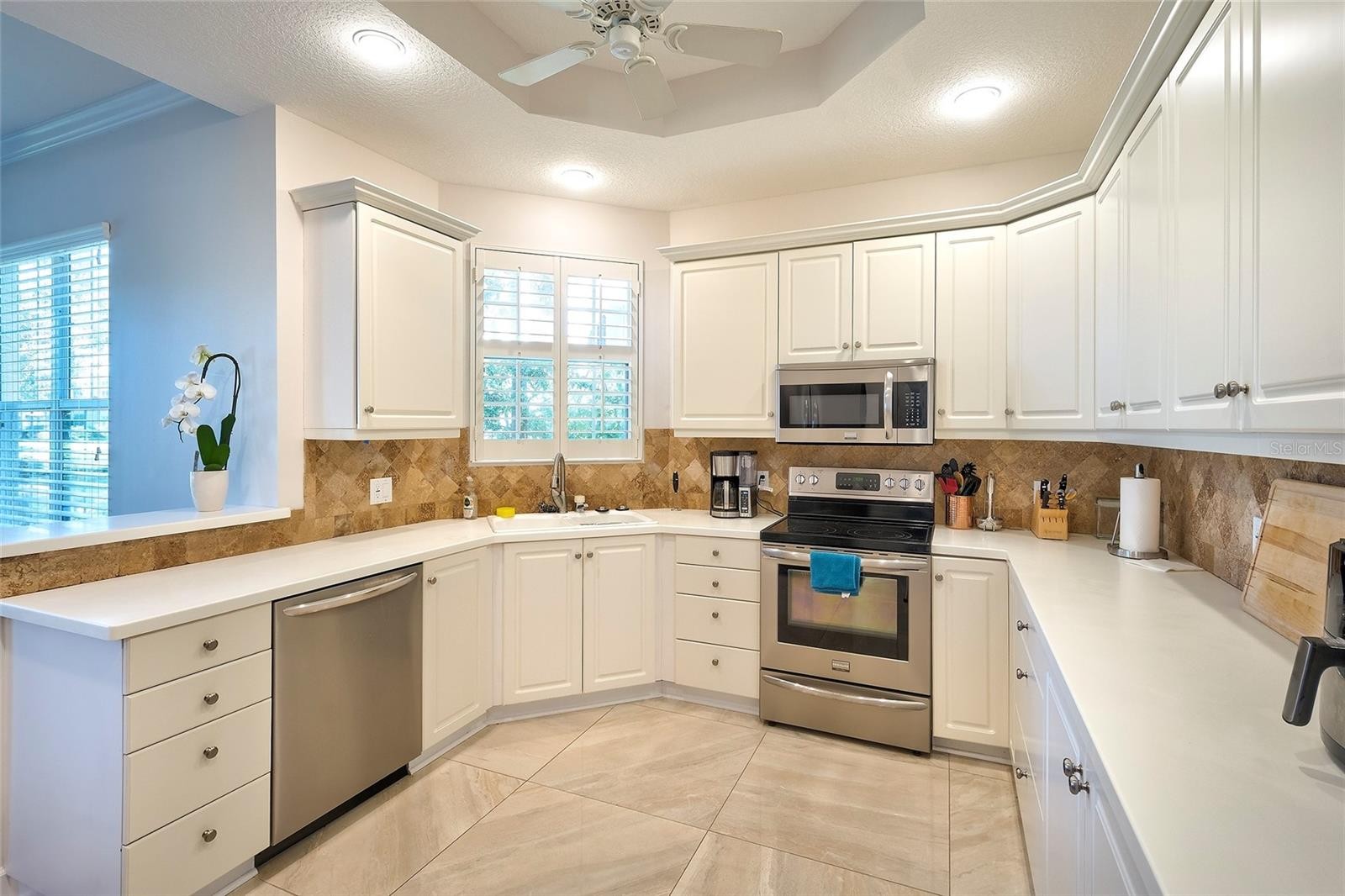 5264 BOUCHARD CIR #102