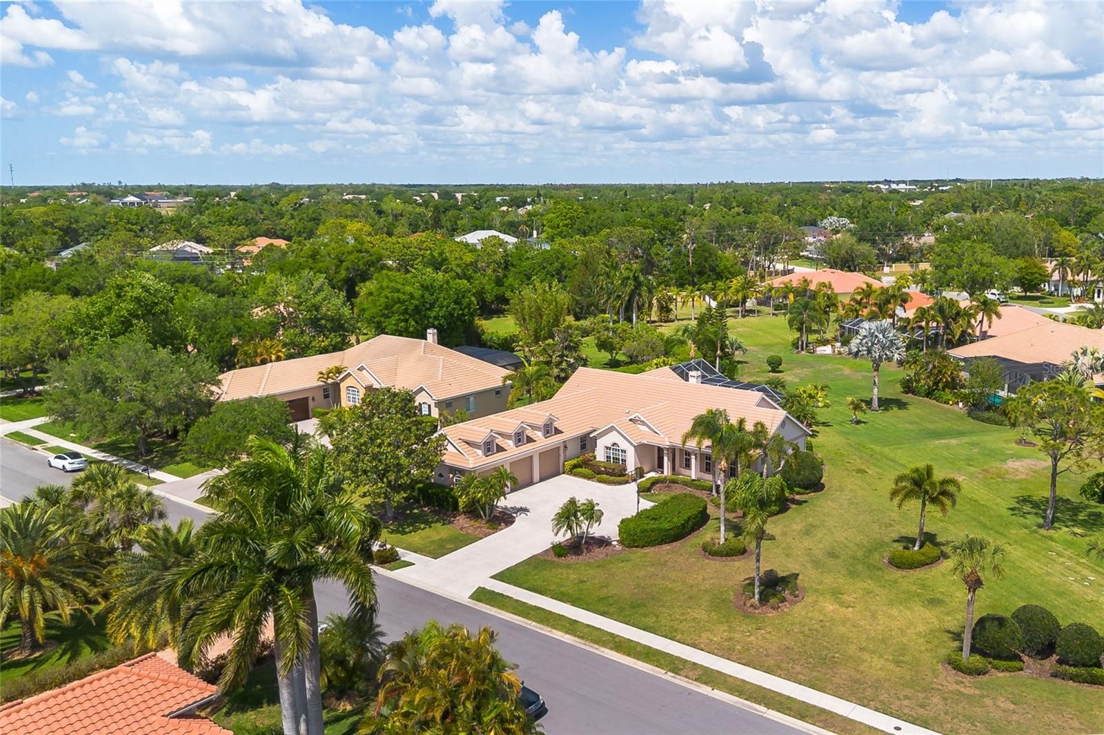 6615 BUTLERS CREST DR