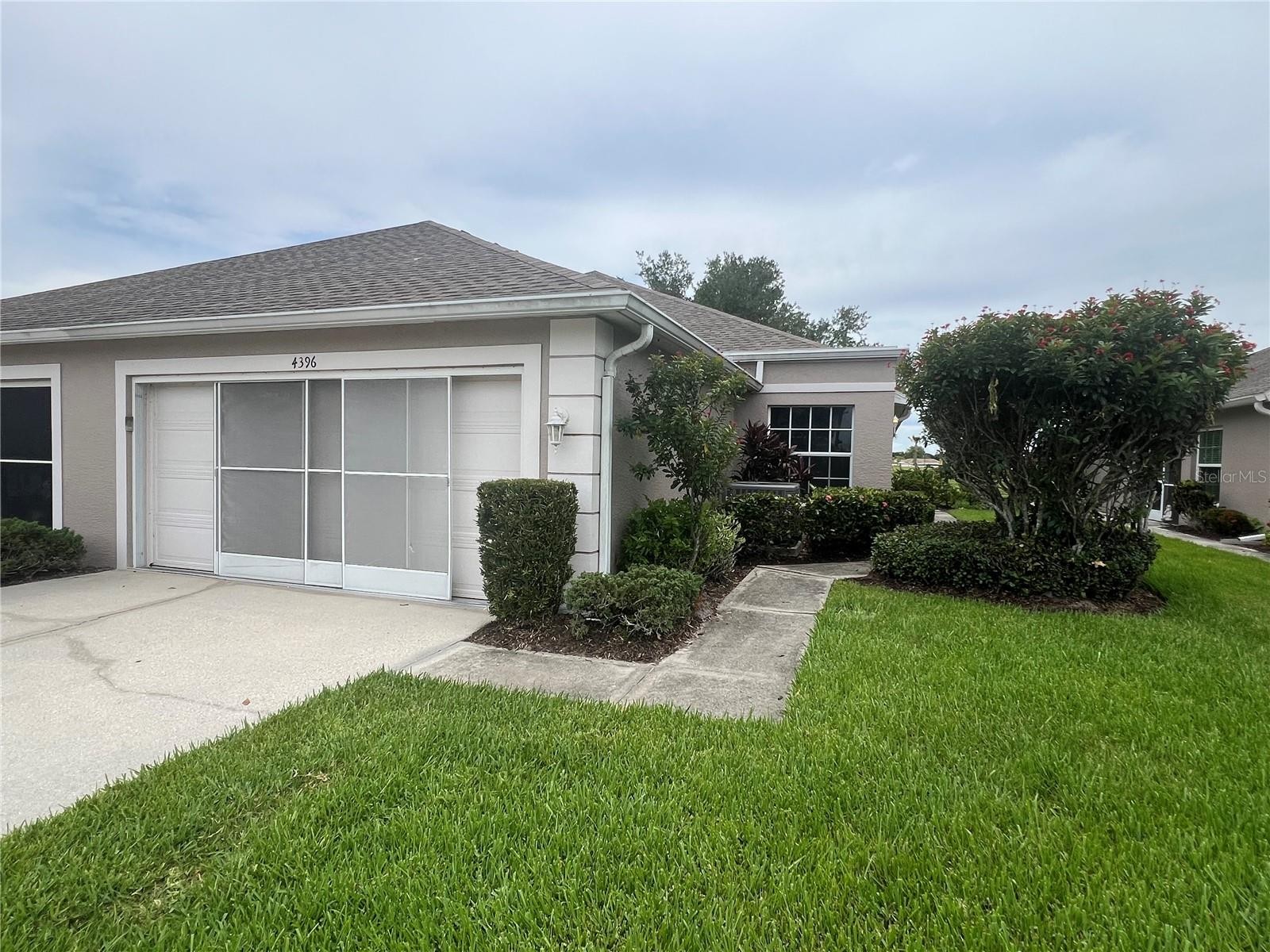 4396 FAIRWAY DR