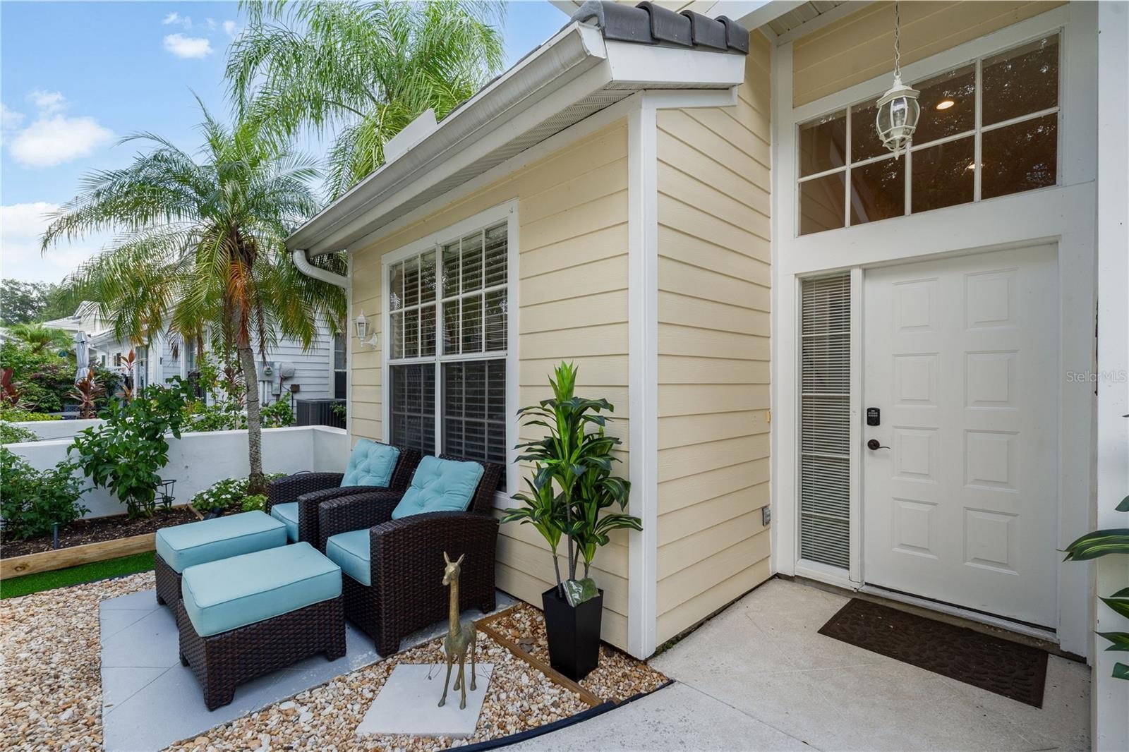 7617 WHITEBRIDGE GLN