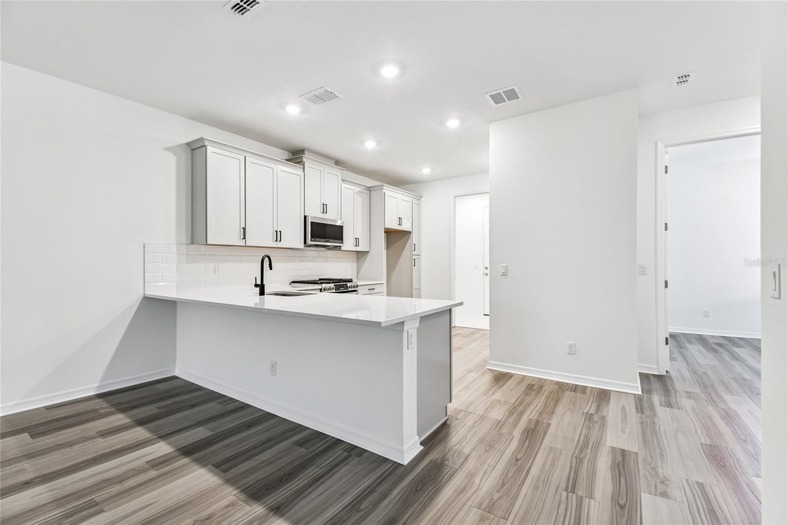 18110 CHERISHED LOOP