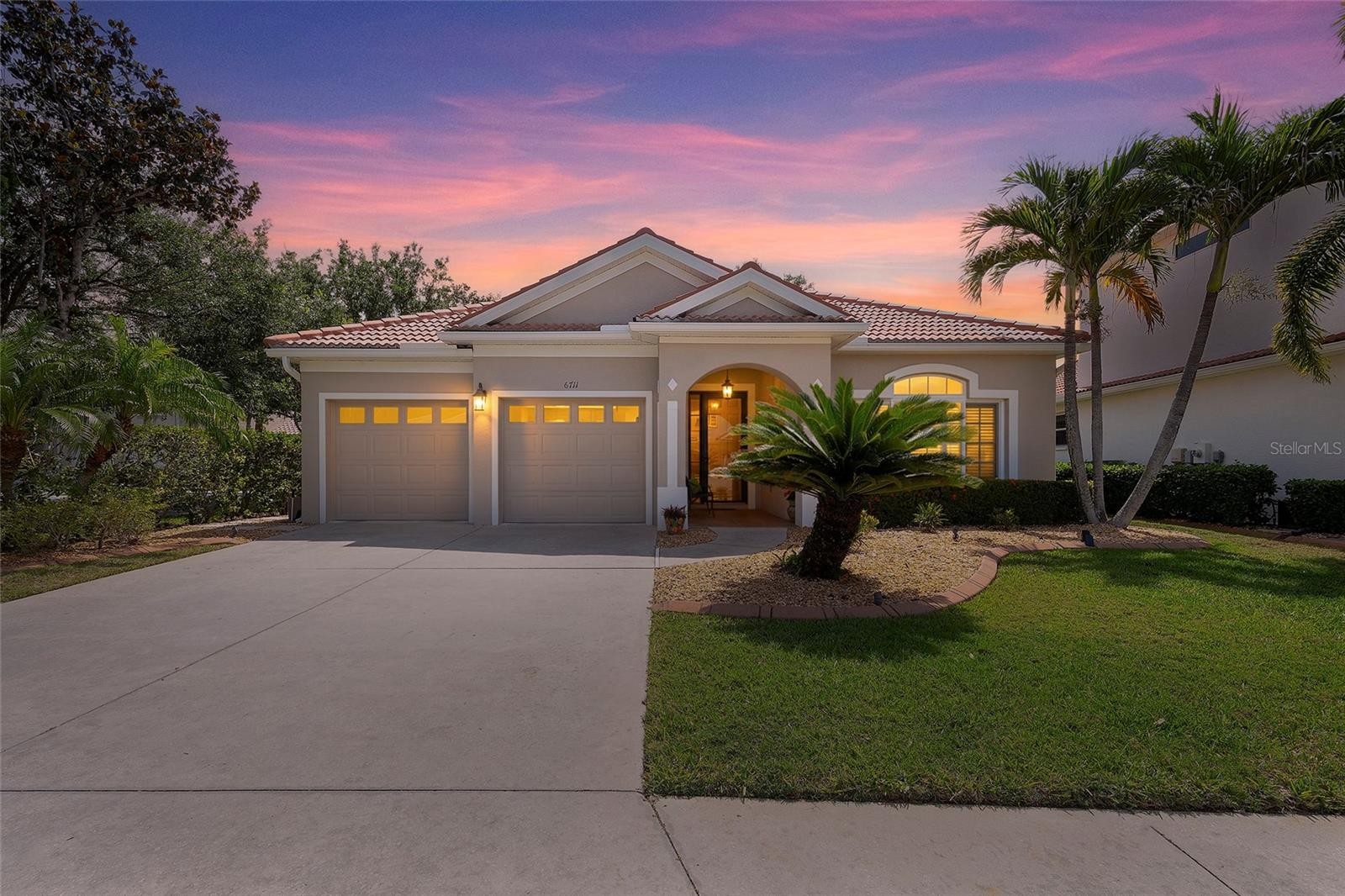 6711 TAILFEATHER WAY