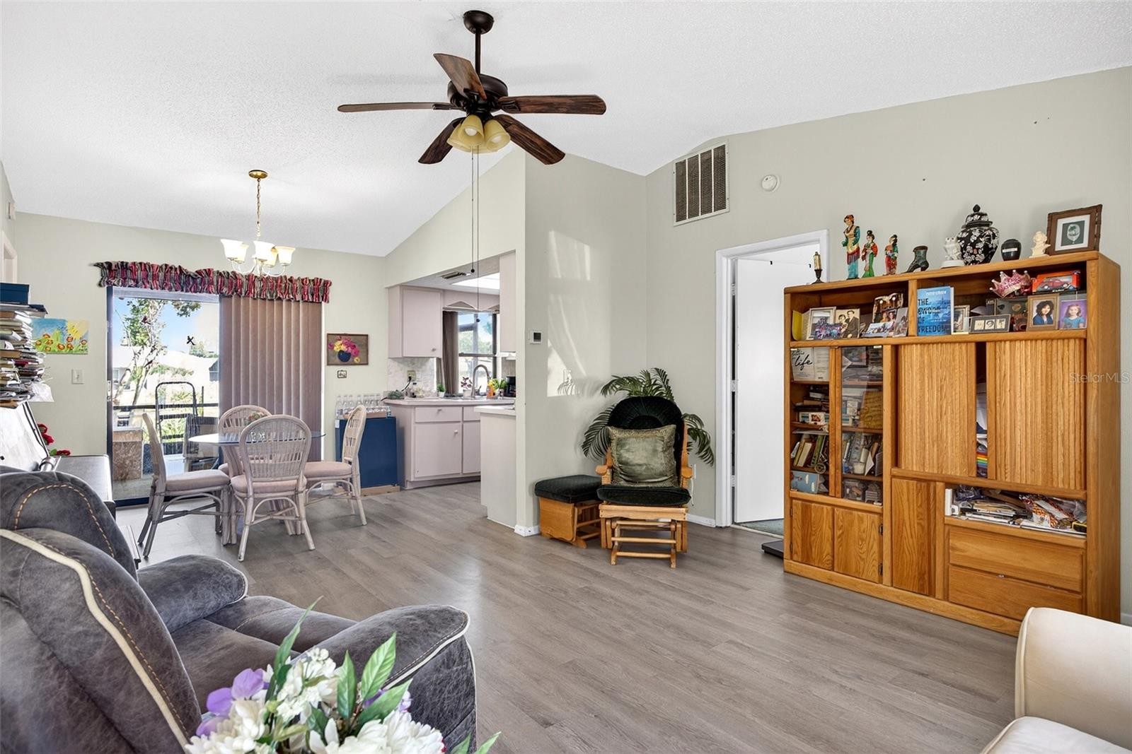 464 CORONADO RD