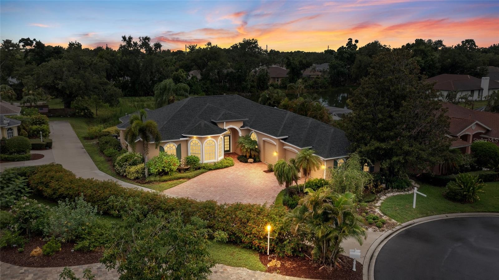 5125 MAGNOLIA POND DR