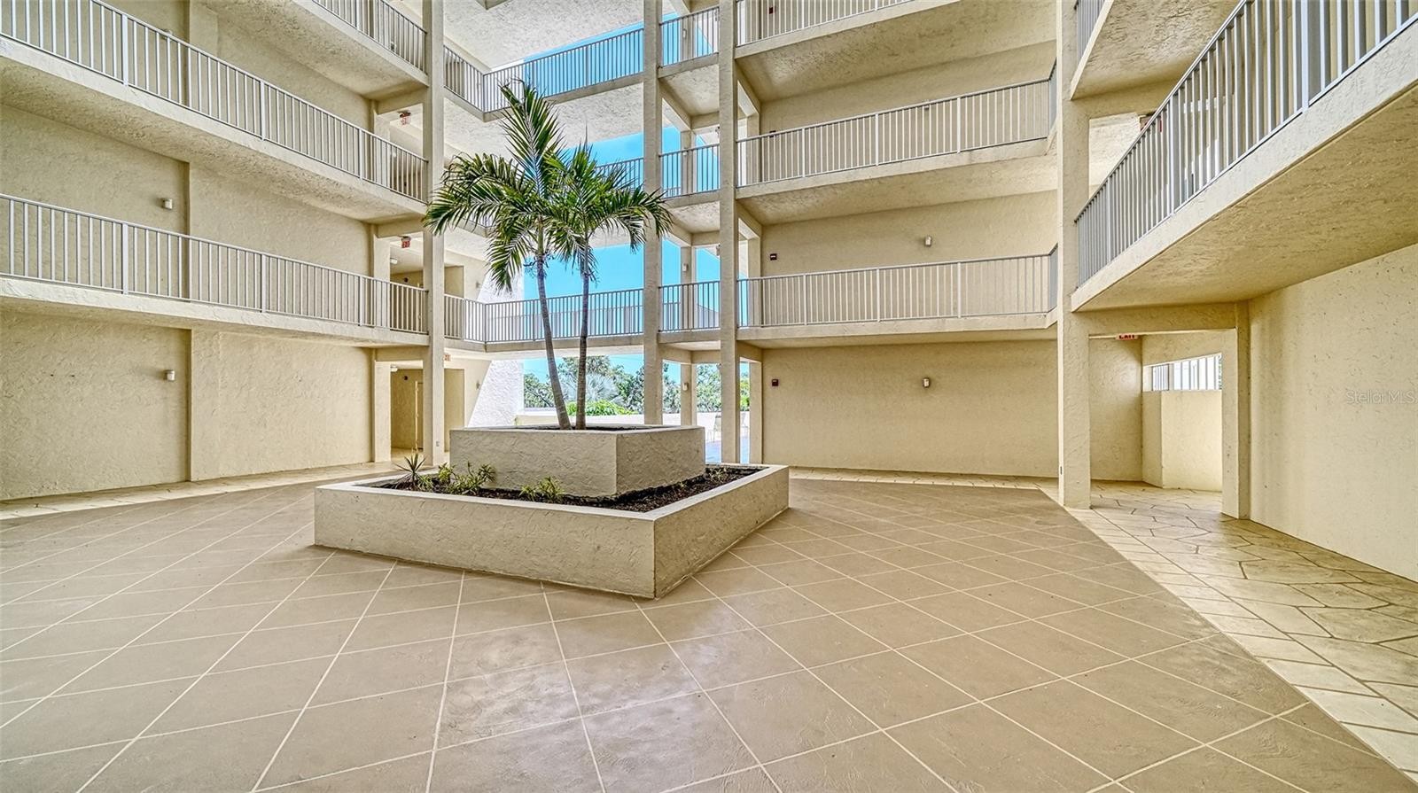 1355 S PORTOFINO DR #103