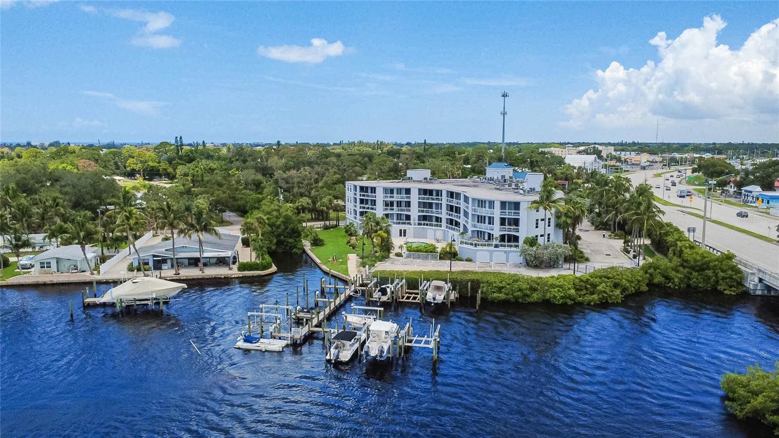516 TAMIAMI TRL S #306