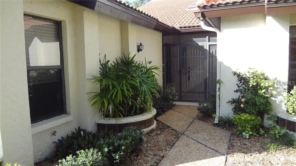 7337 OAK MOSS DR #40