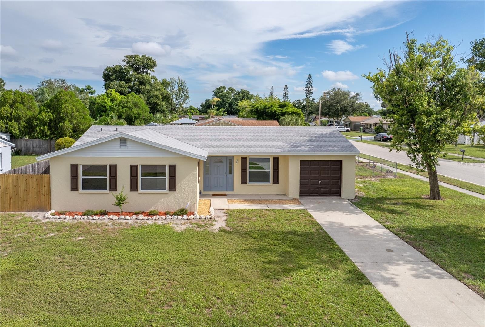 2918 SANDPOINTE DR