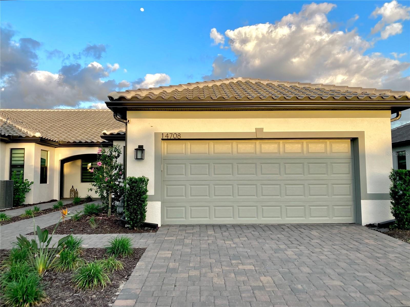14708 MISTY POND LOOP