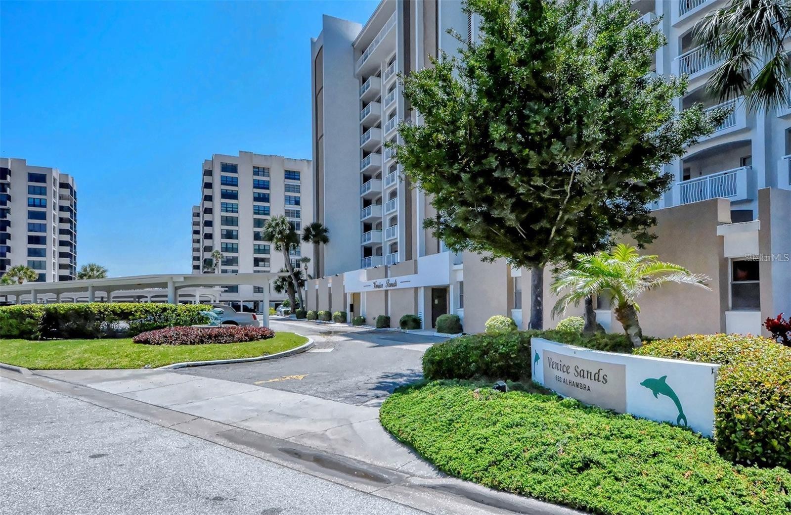 633 ALHAMBRA RD #305