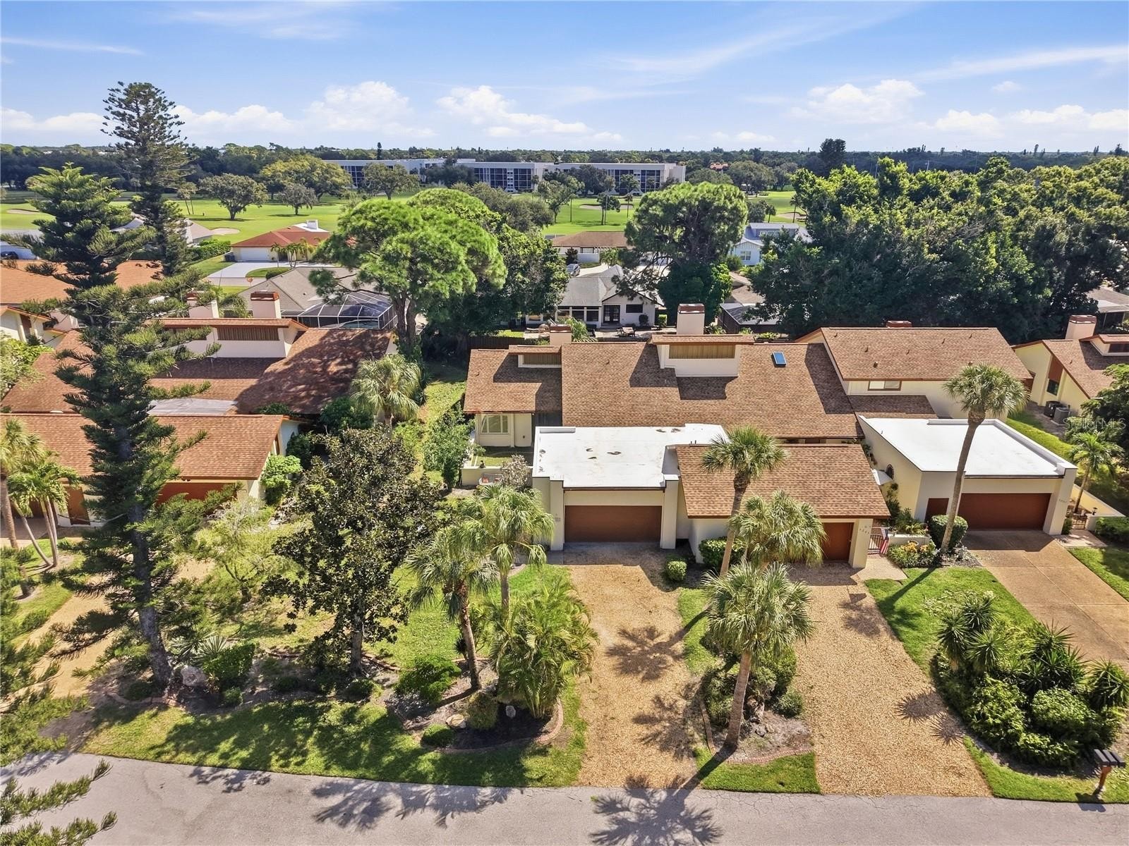 6203 COURTSIDE DR #21