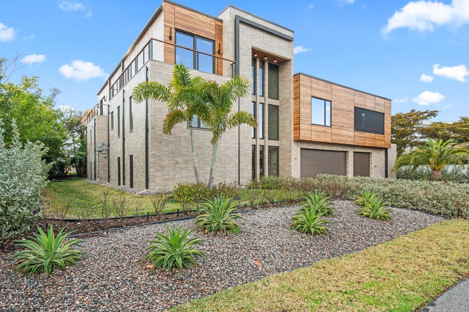 2945 PYRULA DR