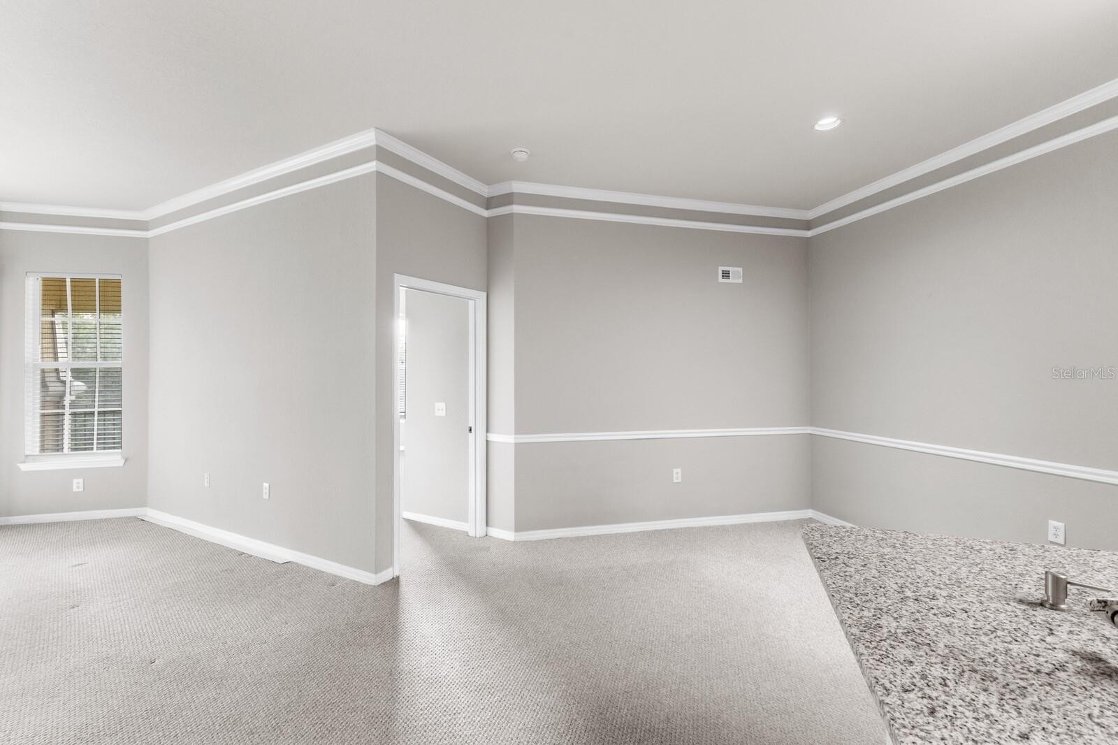 5122 NORTHRIDGE RD #307