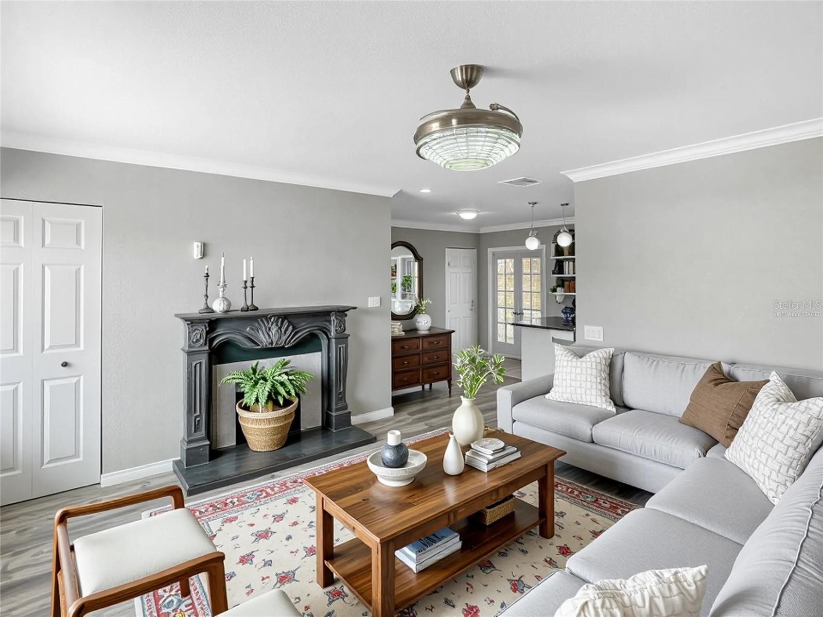3342 AVANTI CIR