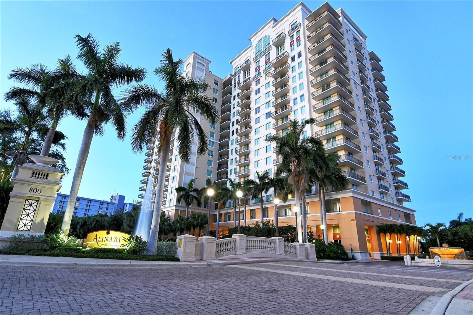 800 N TAMIAMI TRL #505/507