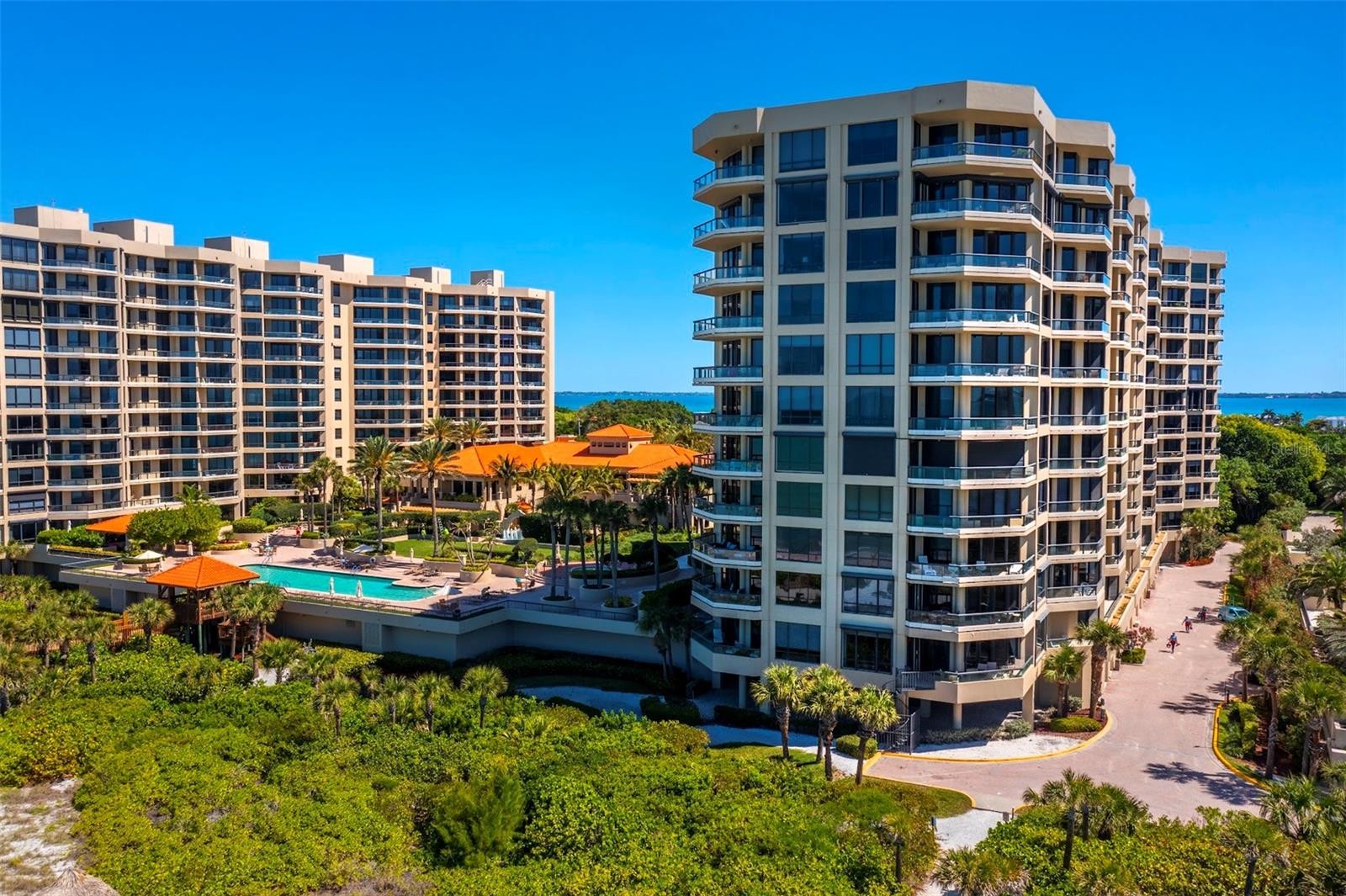 1241 GULF OF MEXICO DR #PH1102