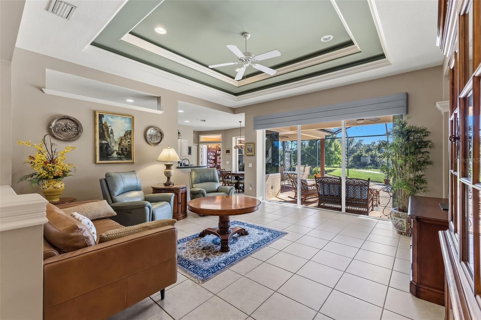 6643 COOPERS HAWK CT