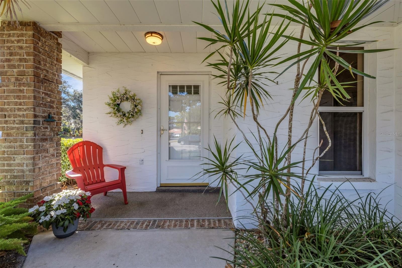 5621 GARDEN LAKES PALM