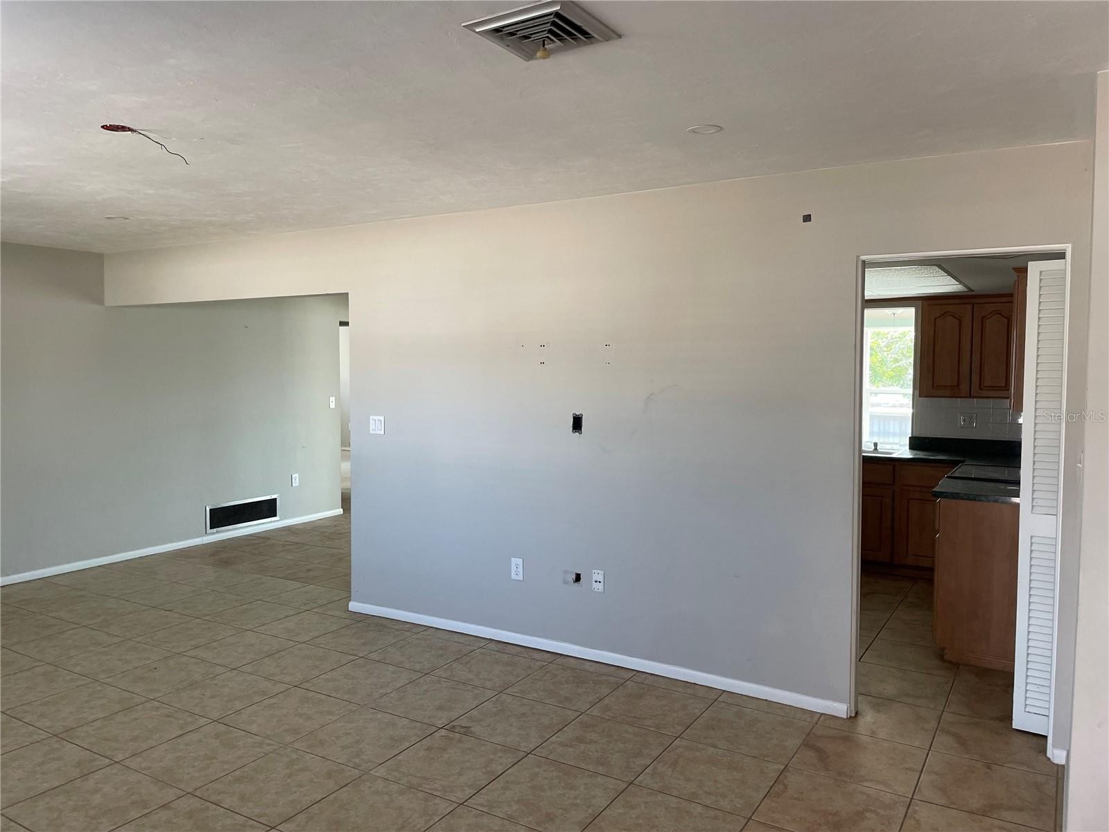 10307 SANDPIPER RD W