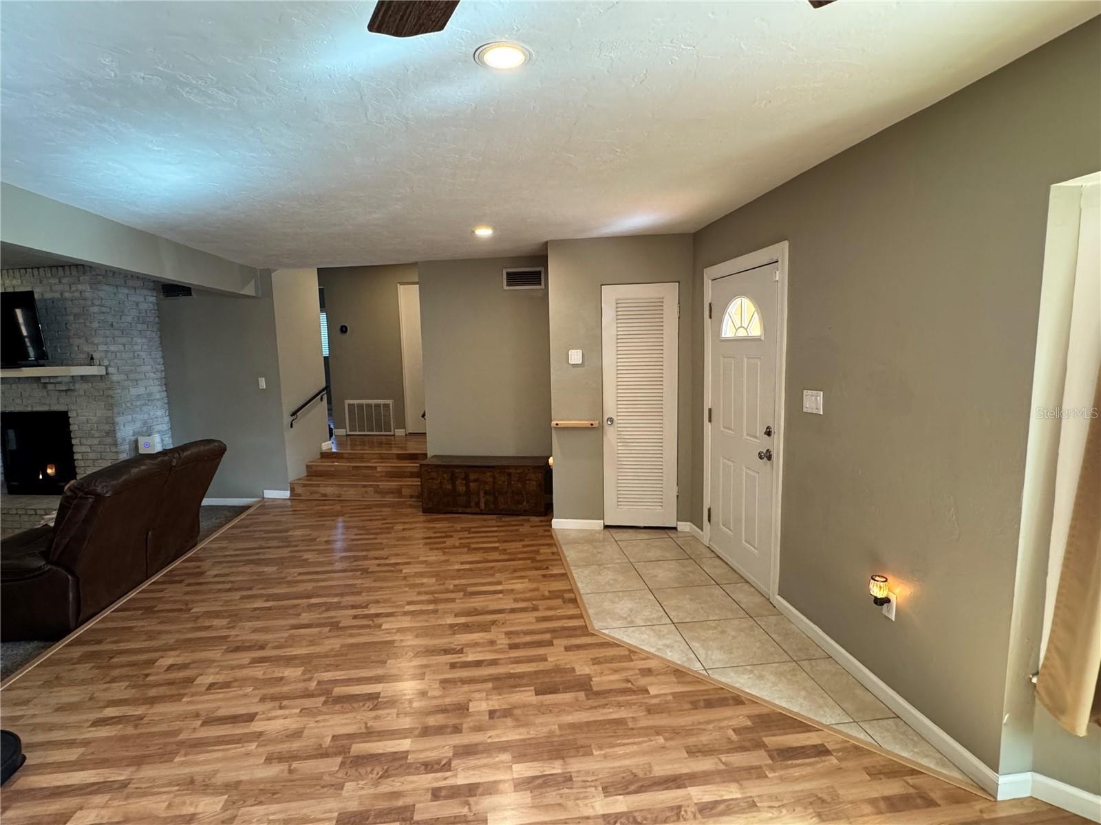 2715 HEATHER PL