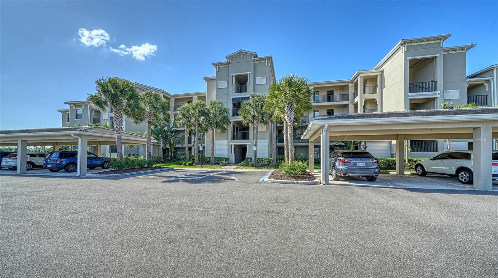 18114 GAWTHROP DR #308