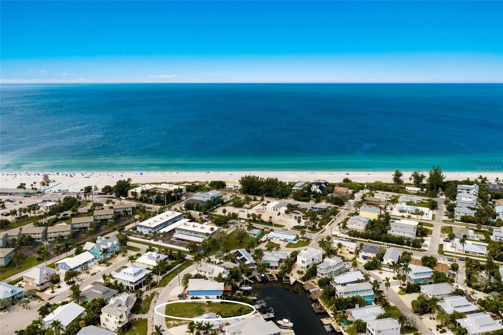 214 S HARBOR DR